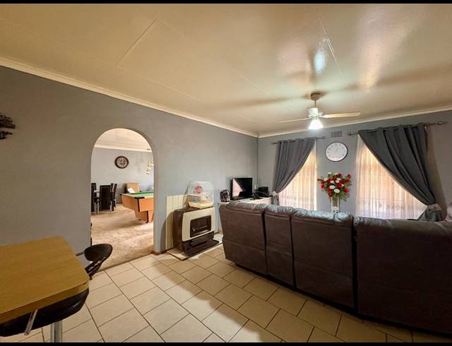 3 BEDROOM HOUSE FOR SALE IN BRAKPAN CENTRAL